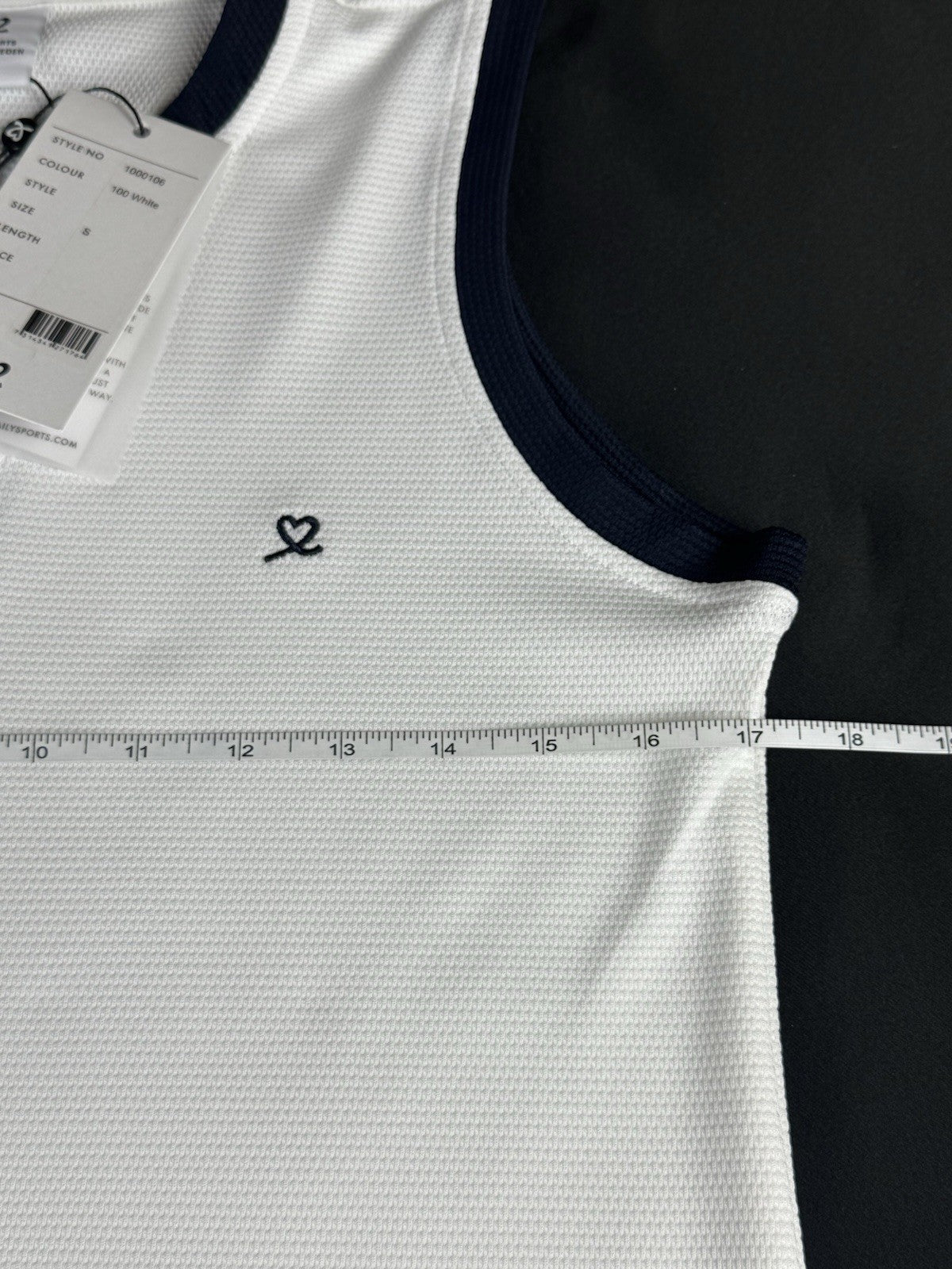 Daily Sports Women’s Golf Shirt Sz S     (B.187)
