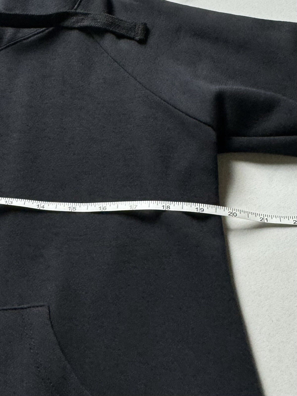 BIRD & VINE Los Angeles Women’s Sz M Tennis Logo Hoodie Sweater.  (B.107)