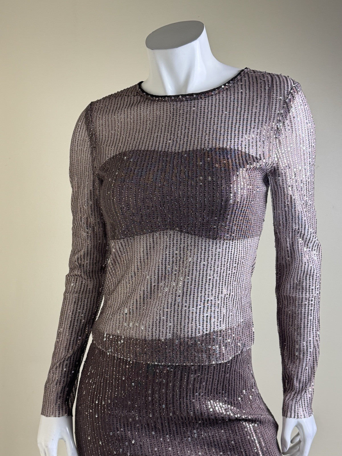 $298 Walter Baker Women’s Sequined Long Sleeve Top Sz S.     (B.134)