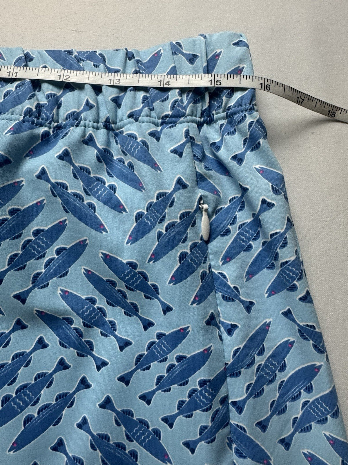 Sailor-Sailor Women’s Golf Tennis Fish Printed Skirt Size L.     (B.158)