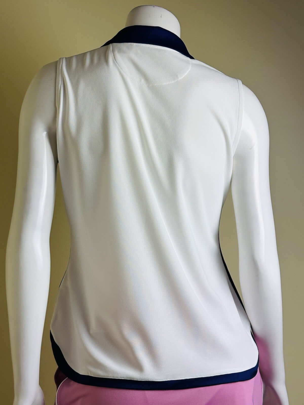 EP Pro Women's Golf Tour Tech Shirt Sz M. (B.139)