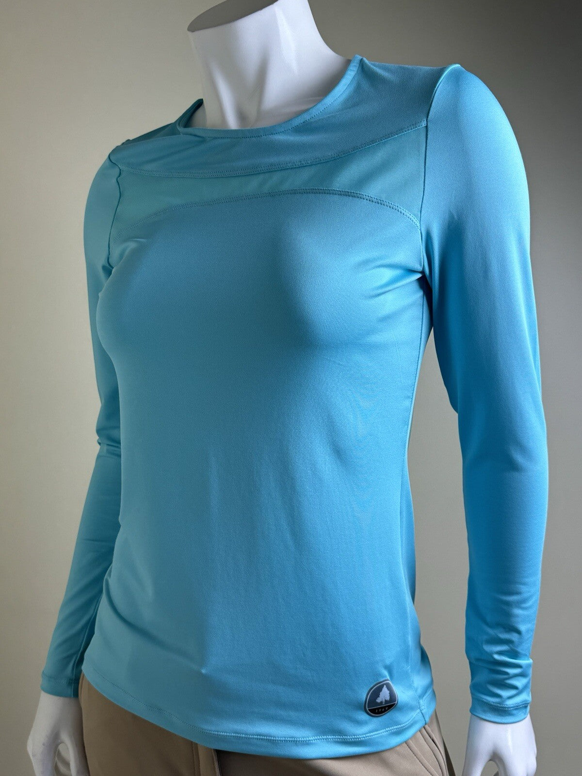 LeverWear Women's Golf Long Sleeve Shirt Sz S.   (B.105)