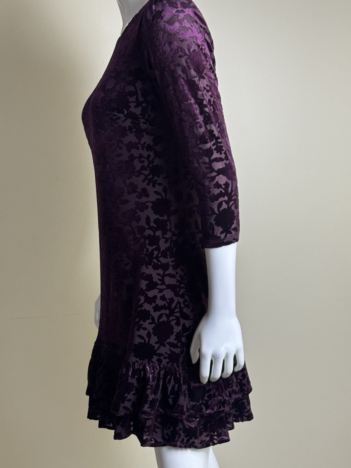 $139 Tommy Hilfiger Women’s Velvet Dress Sz 10P    (B.032)