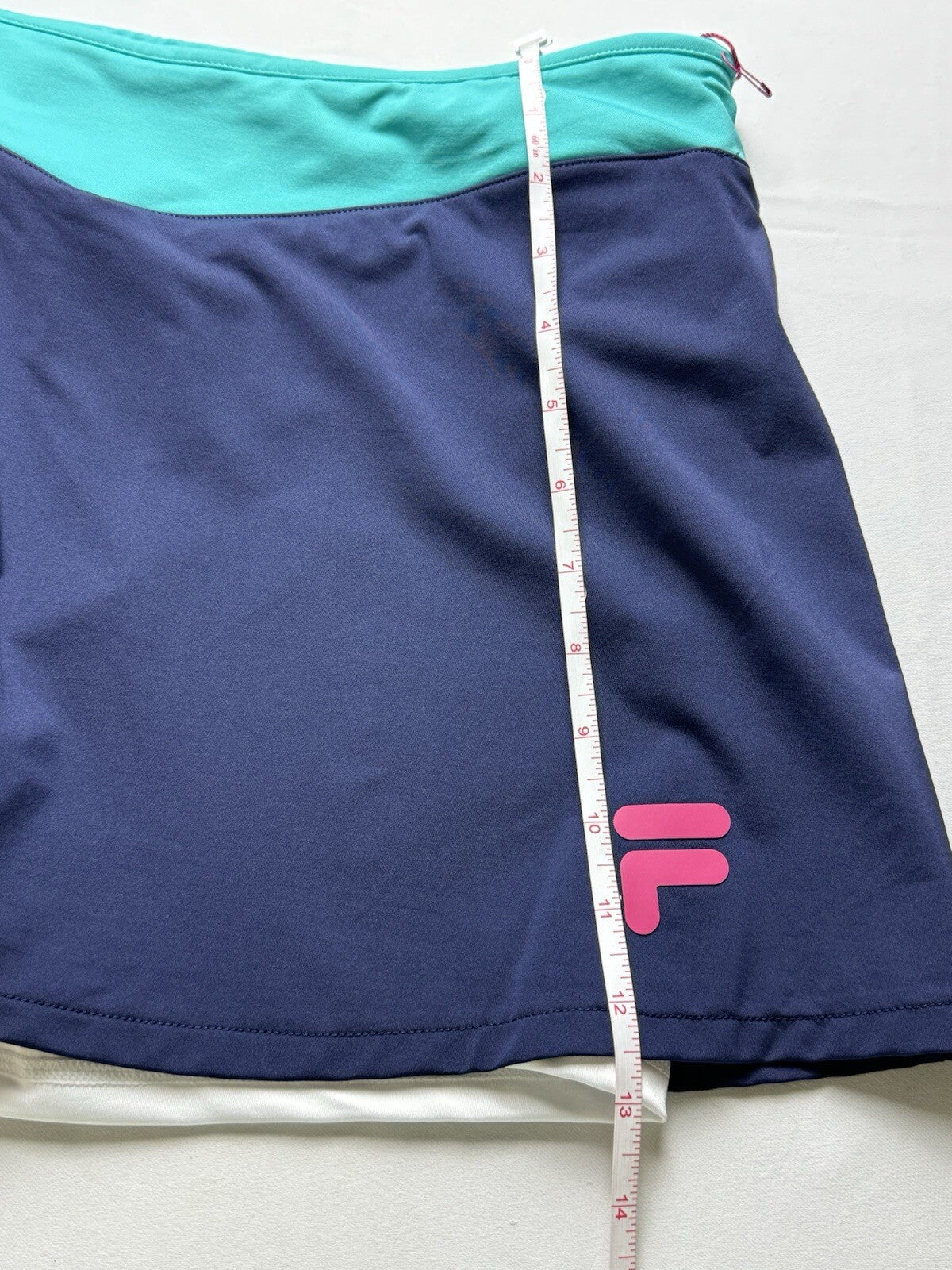 $70 Fila Women's Tennis Golf Skort Size L. (B.53)