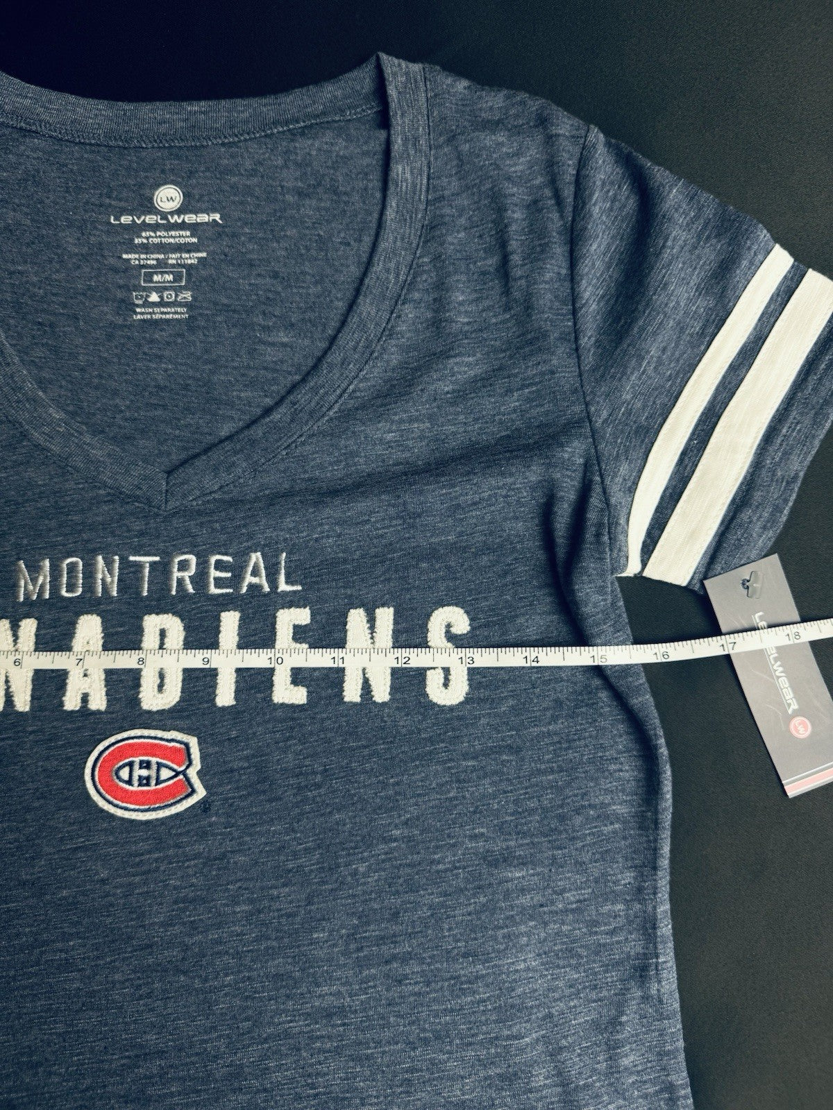 LeverWear Women's Canadiens Logo T-shirt Sz M   (B.172)