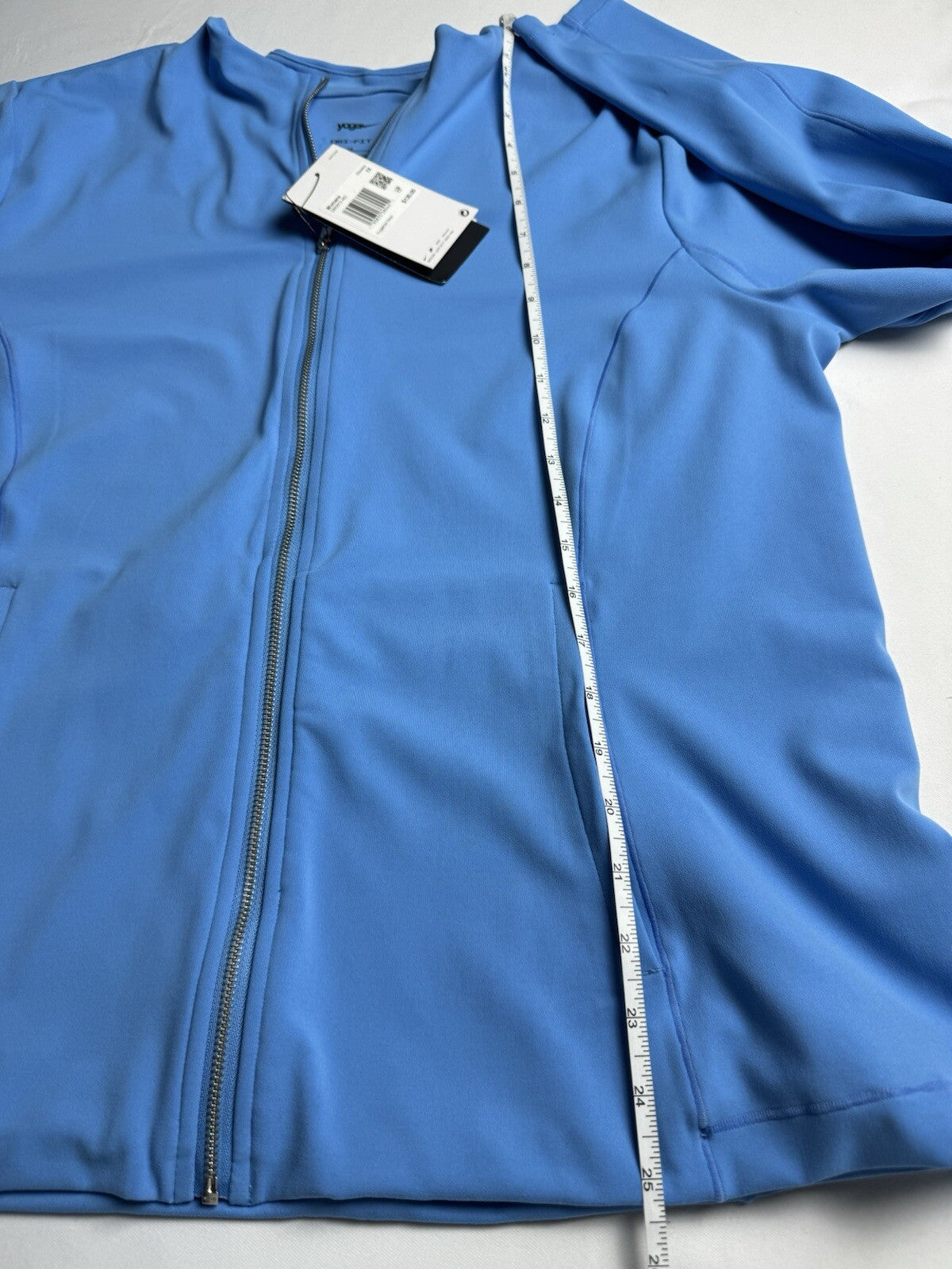 $130 NIKE YOGA Women’s blue jacket Size 1X.   (B.104)