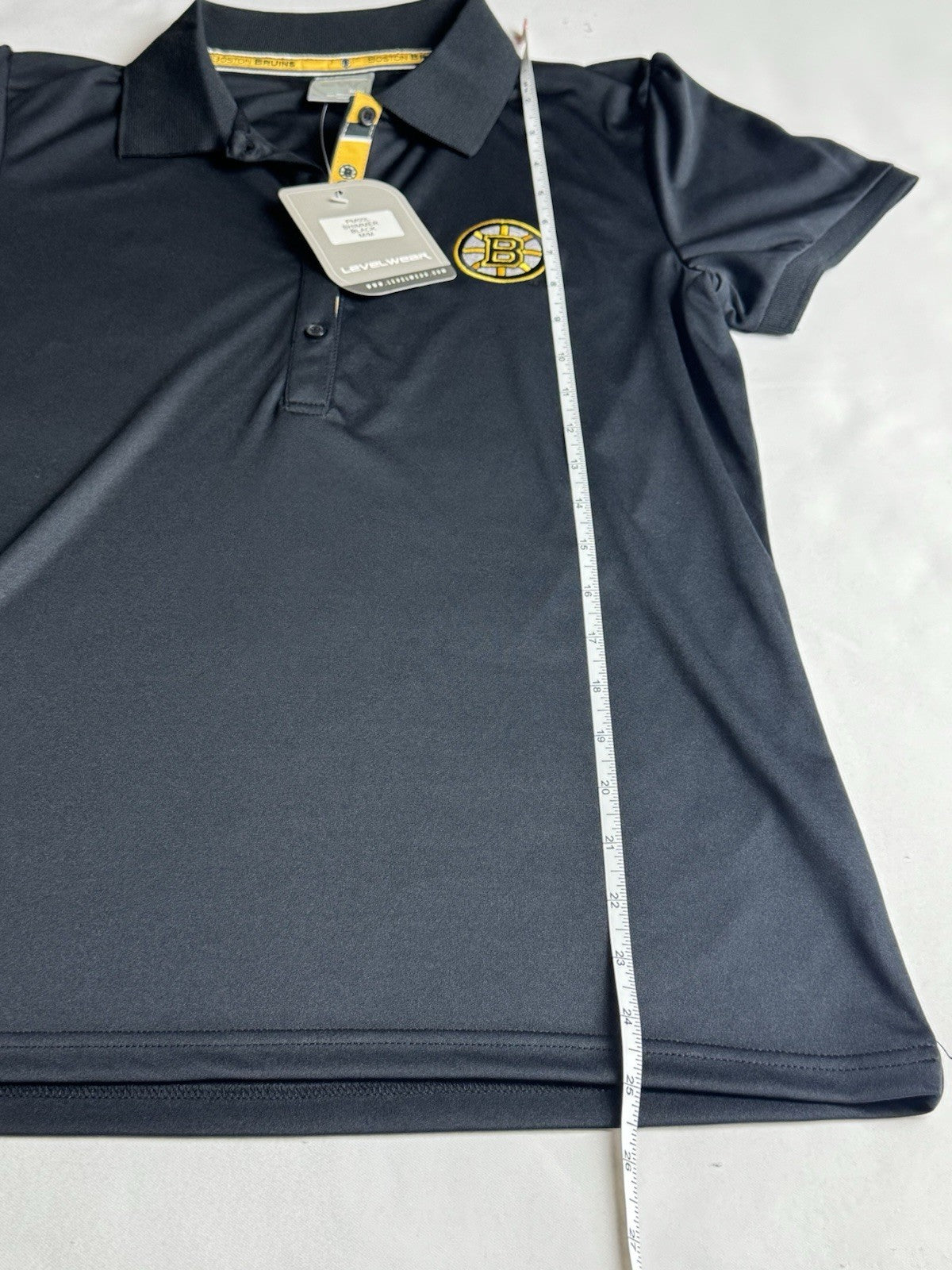 LeverWear Women's Golf shirt Sz M   (B.172)