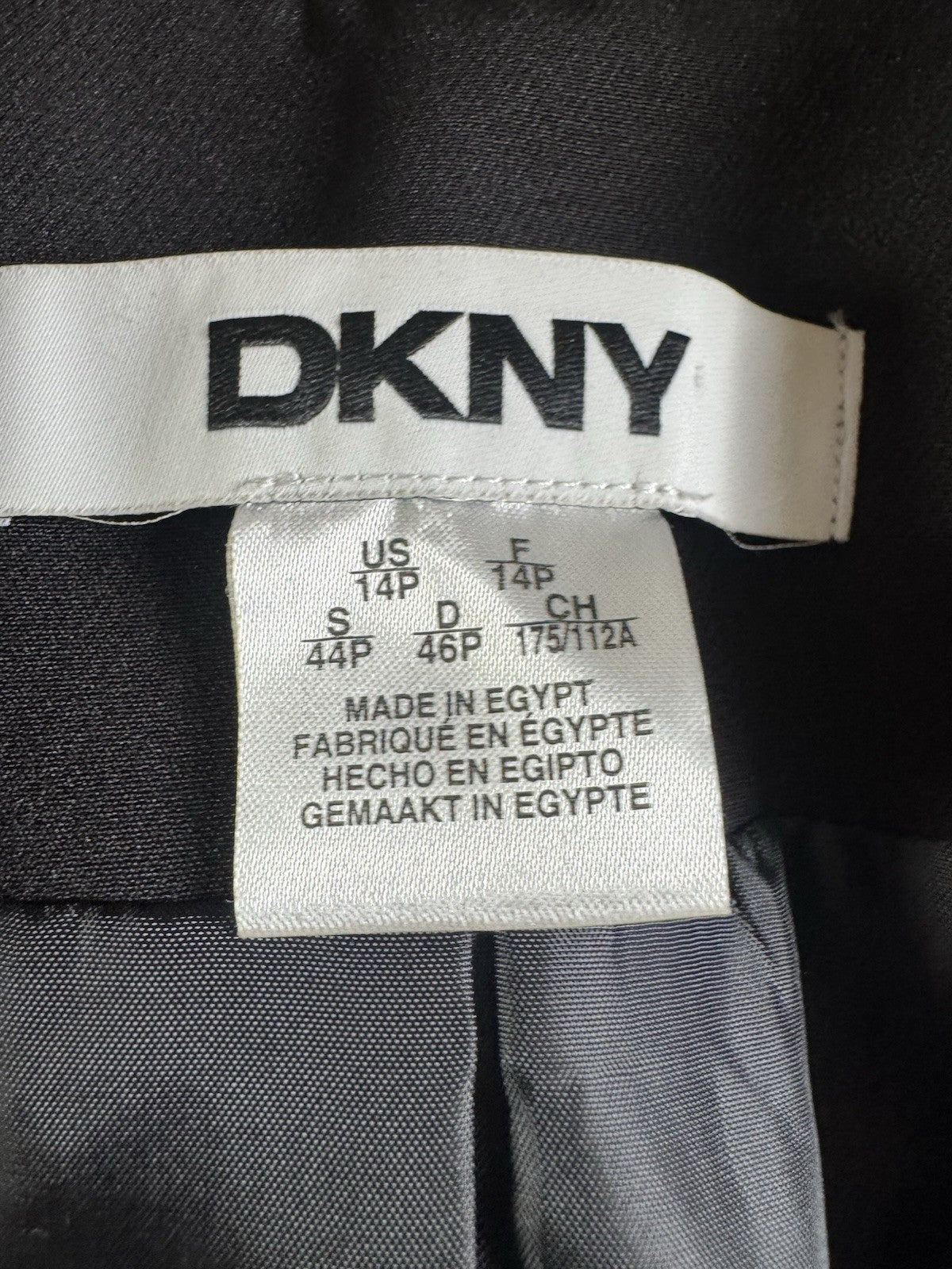 $159 DKNY Women's Black Suit Jacket Blazer Size 14.   (B.065)