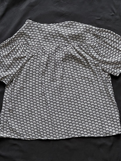 TAHARI Women's Blouse Black,White Top Sz S