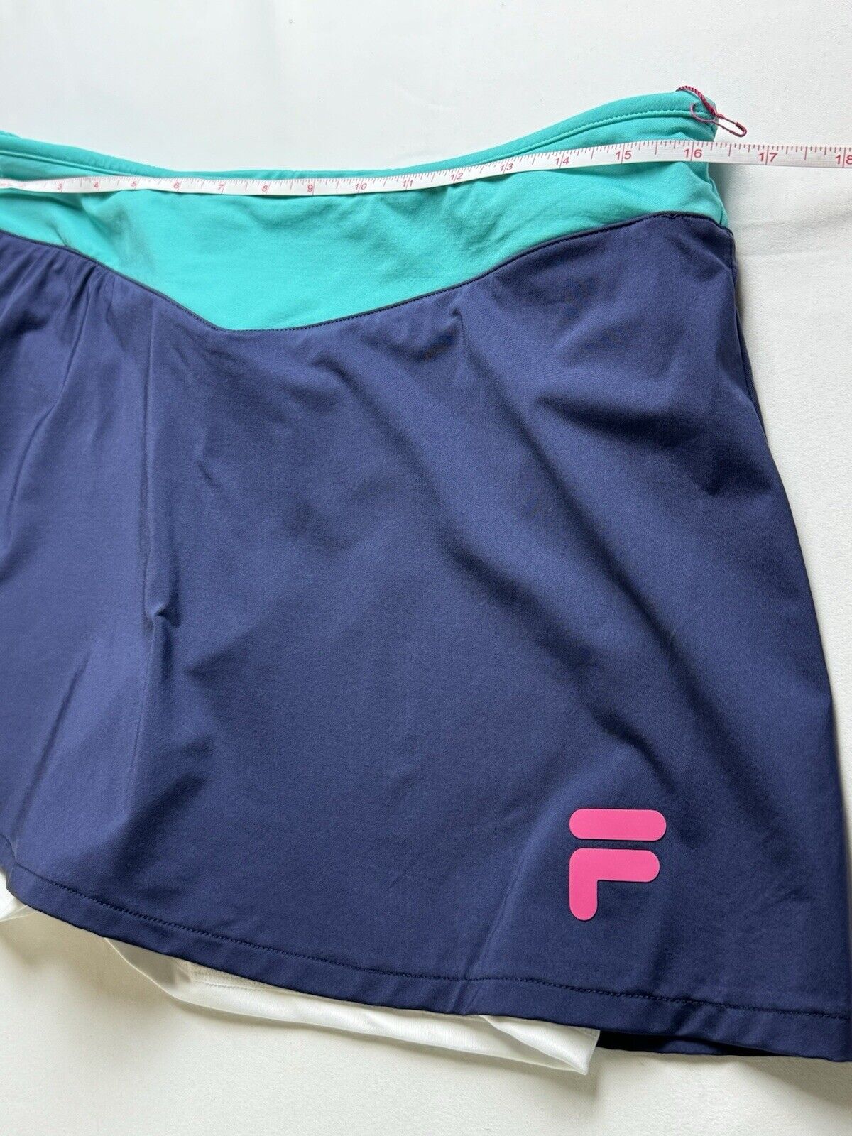 Fila Women's Tennis Golf Skort Size L. (B.53)