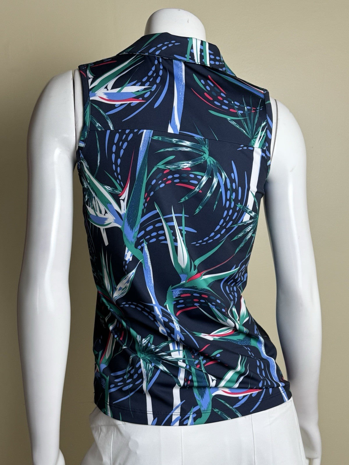Puma Women’s Golf Shirt Sz S.   (B.182/3)