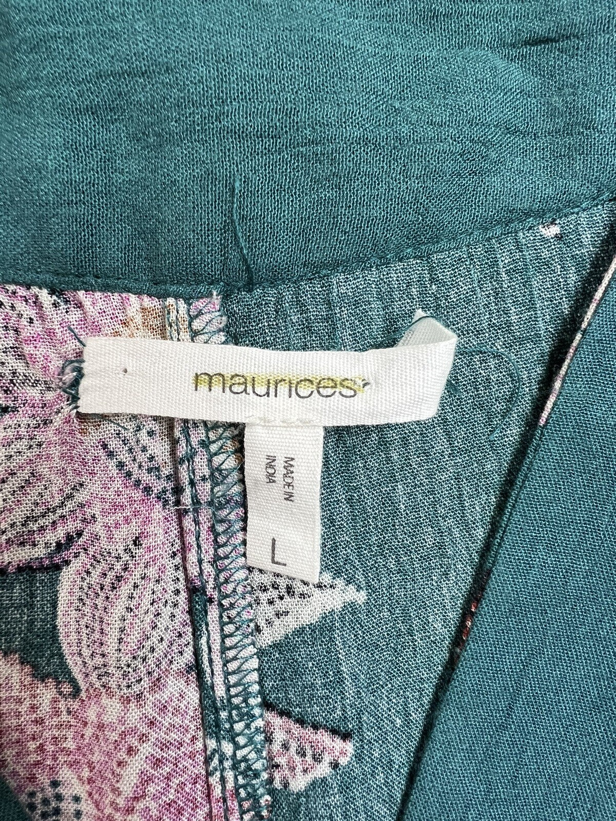 MAURICES Women's Blouse Sz L Floral Green Top
