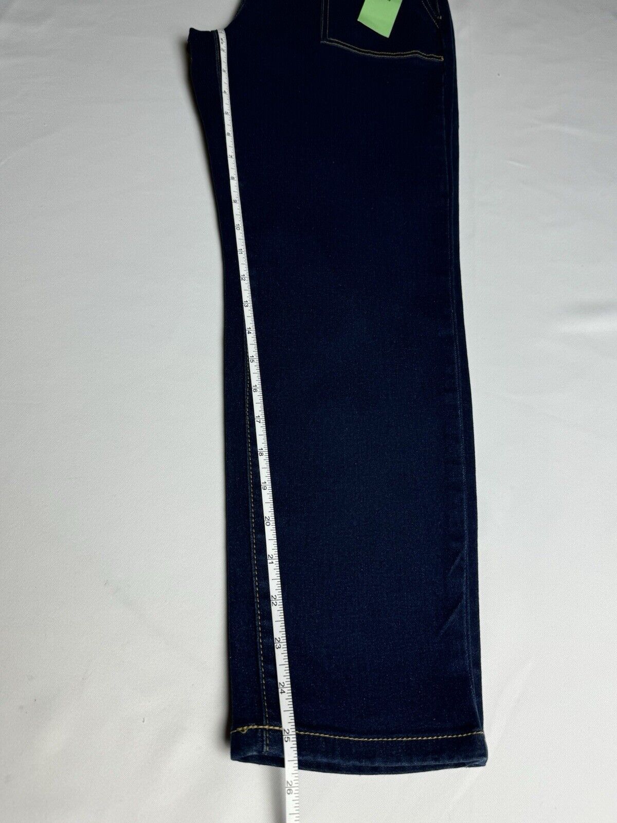 $110 Michael Kors Women’s Blue Jeans. Sz 10P (B.89)