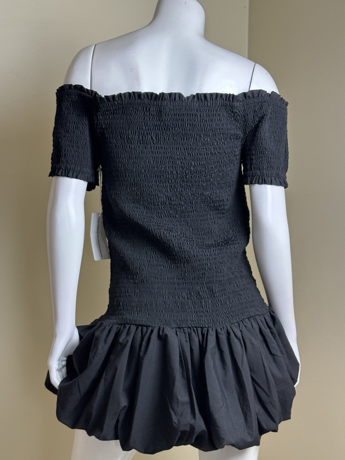 Live 4 Thrust Women’s Black Blouson Dress Sz L     (B.176)