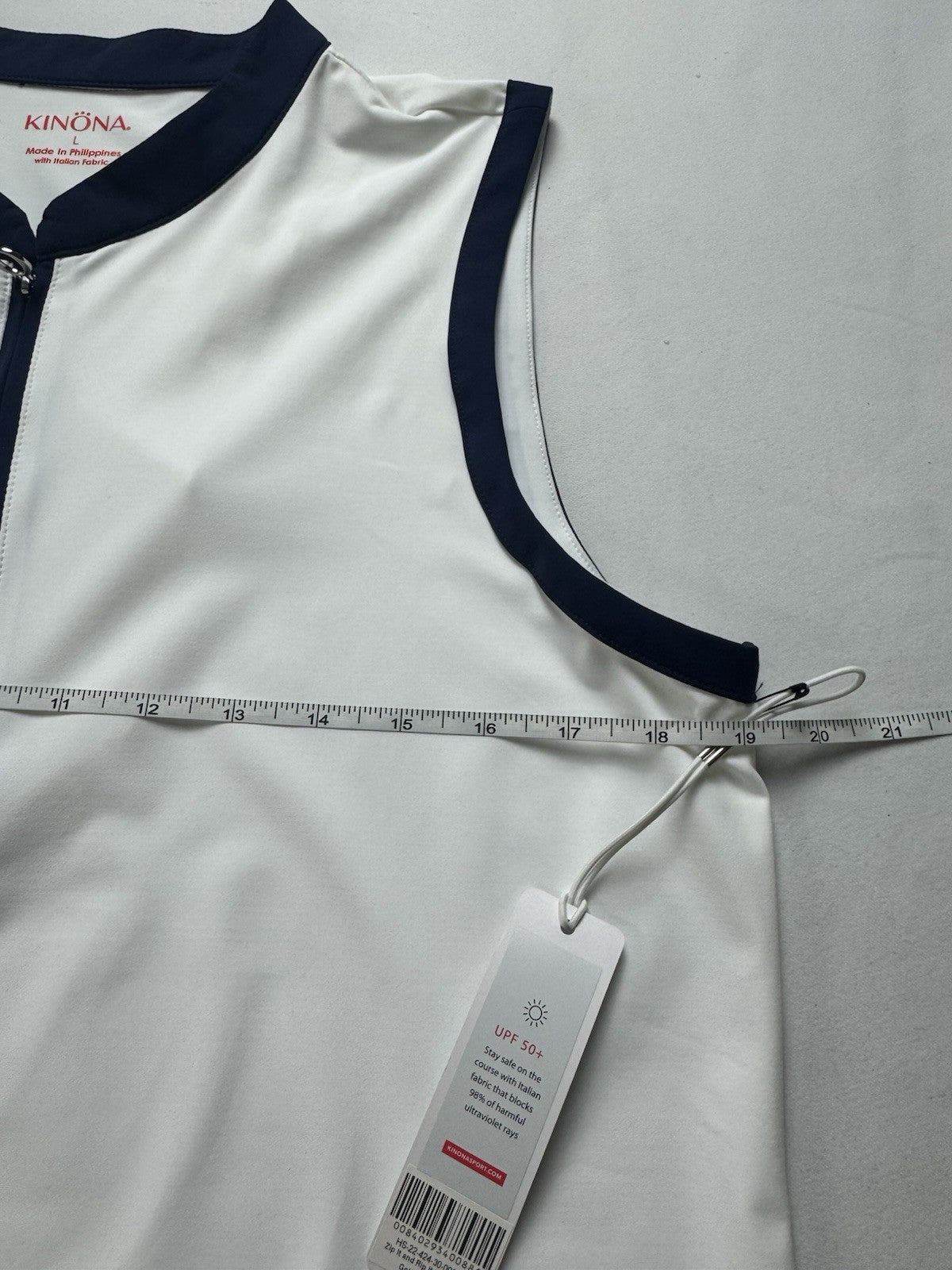 KINONA Women’s Sleeveless Golf Shirt Sz L.   (B.135)