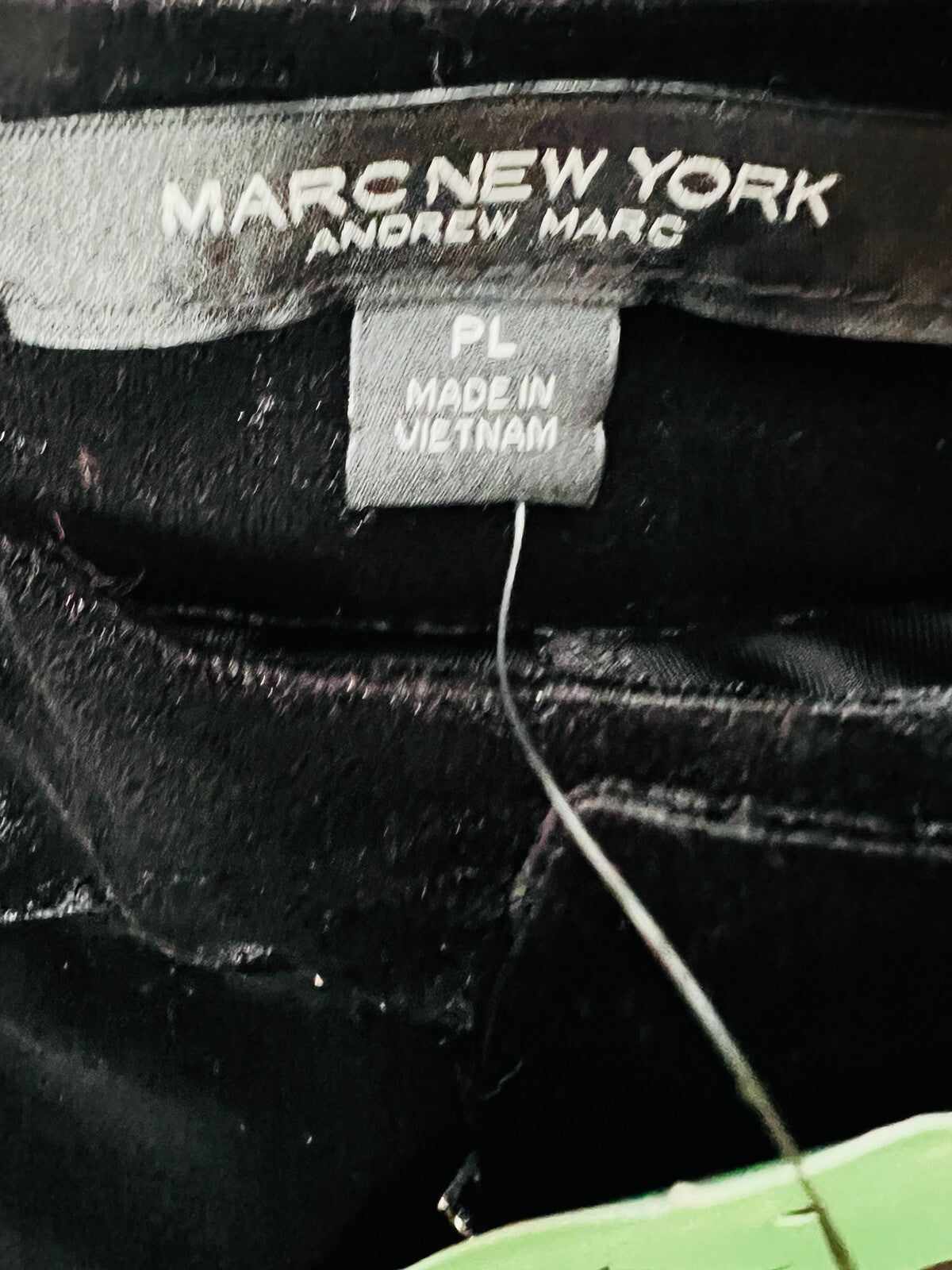 $79 Marc Jacobs Women’s Black Velour Pants Sz PL