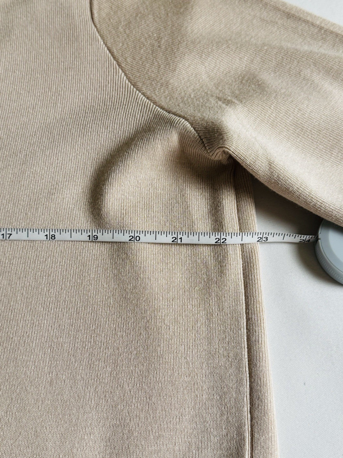 $99 Adrianna Papell Knit Cardigan Jacket – Size L.  (B.119)