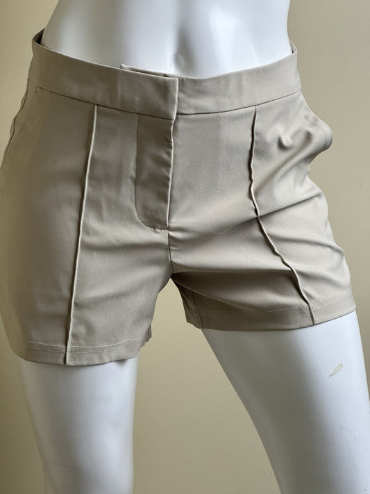 PUMA Women’s Golf Shorts Size S. (B.141/3)