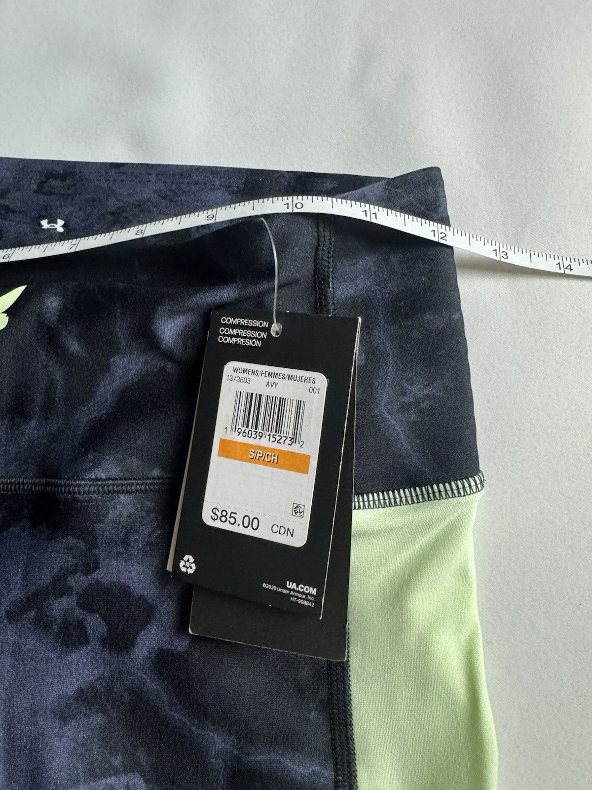 $85 Under Armour Women’s Leggings Size S   (B.163)