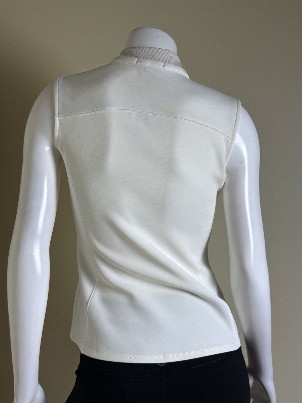 FIA Green California Women’s Golf Sleeveless Top Sz XS  (B.152)