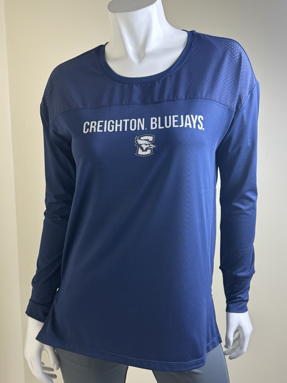 LeverWear Women's Golf Long Sleeve Shirt Sz M   (B.111)