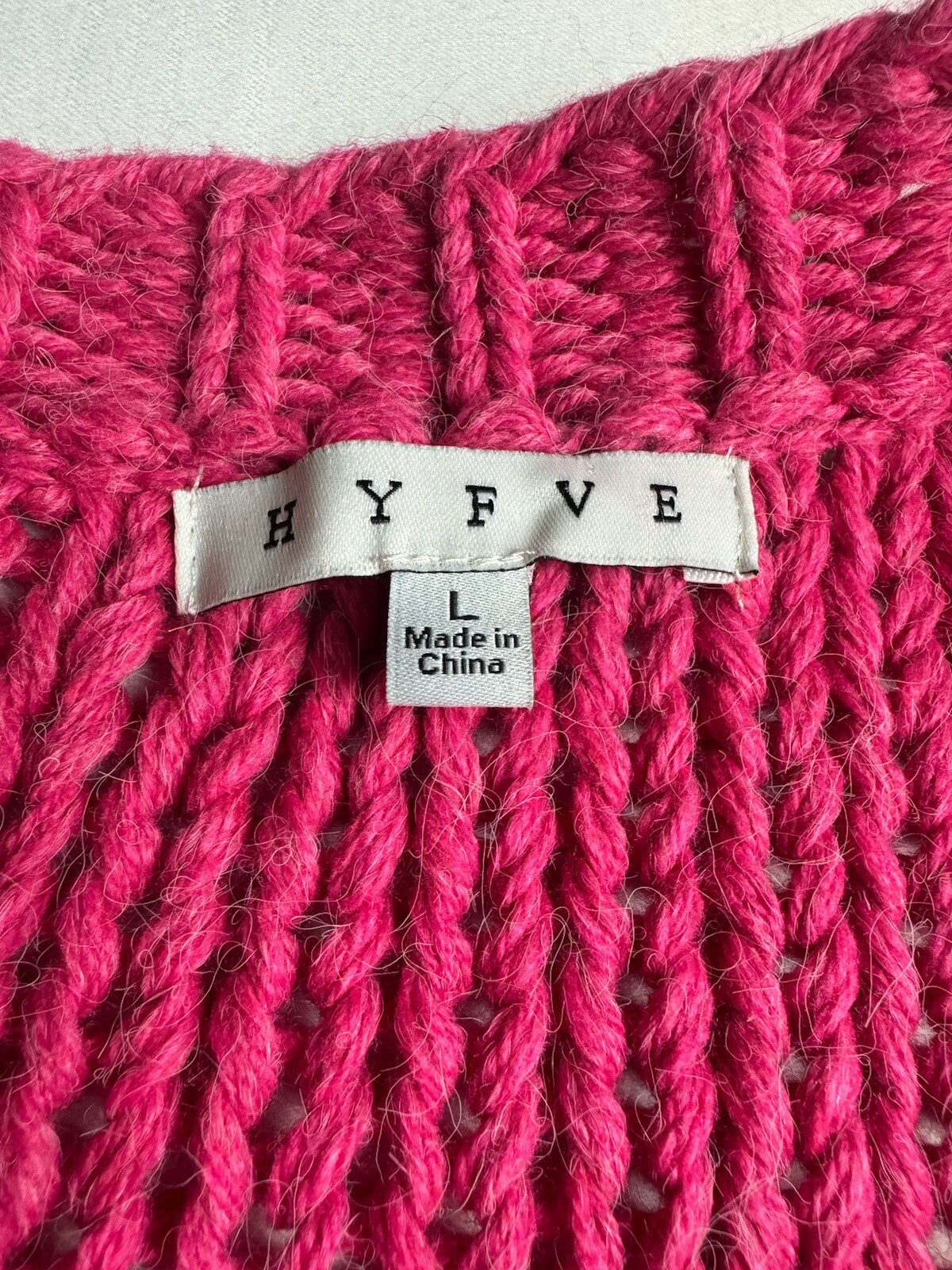 HYFVE Women’s Knit Oversized Sweater Sz L.    (B.101/1)