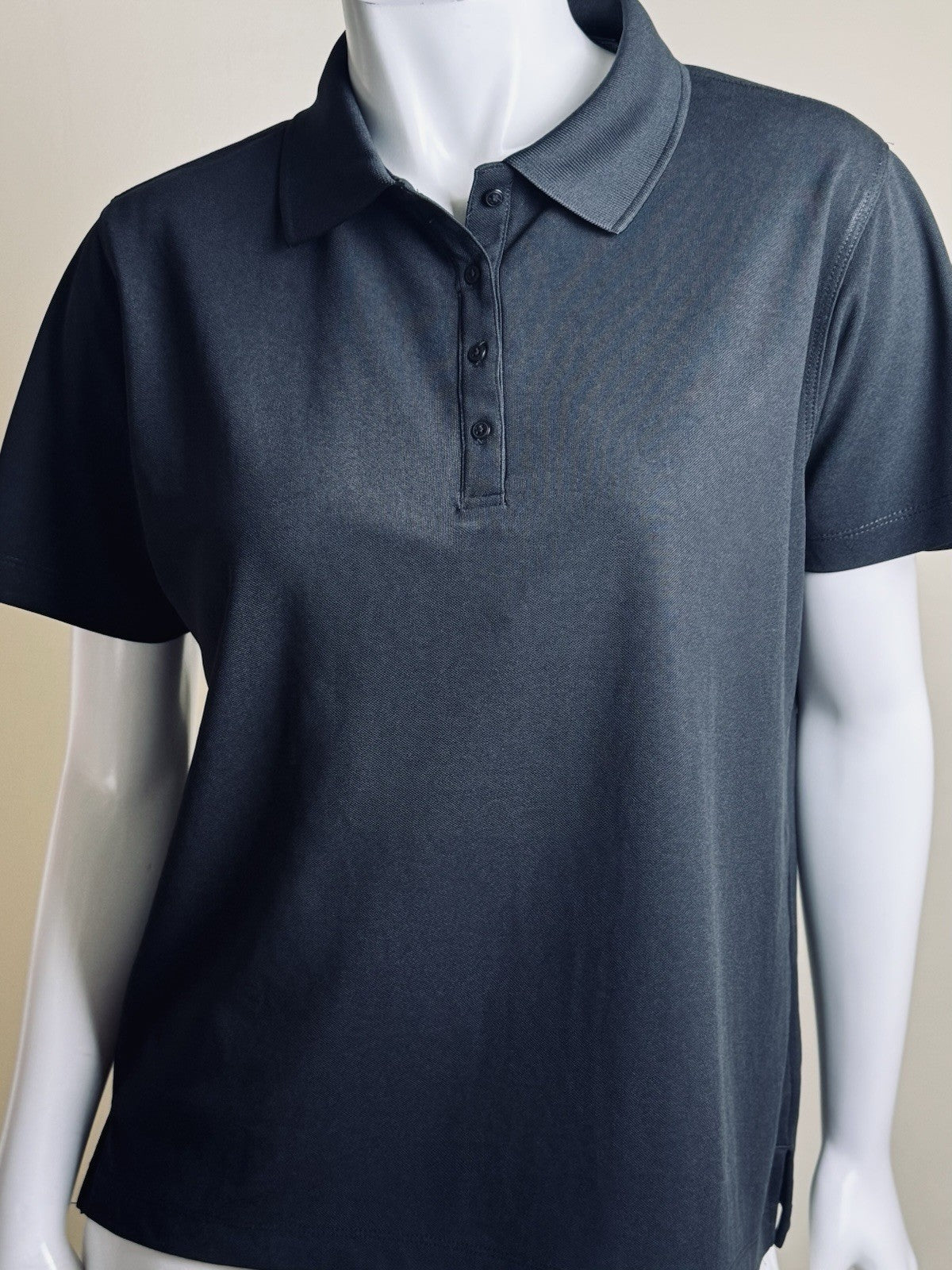 $49 NORTH RIDGE Women’s Golf Shirt Sz L           (B.180)