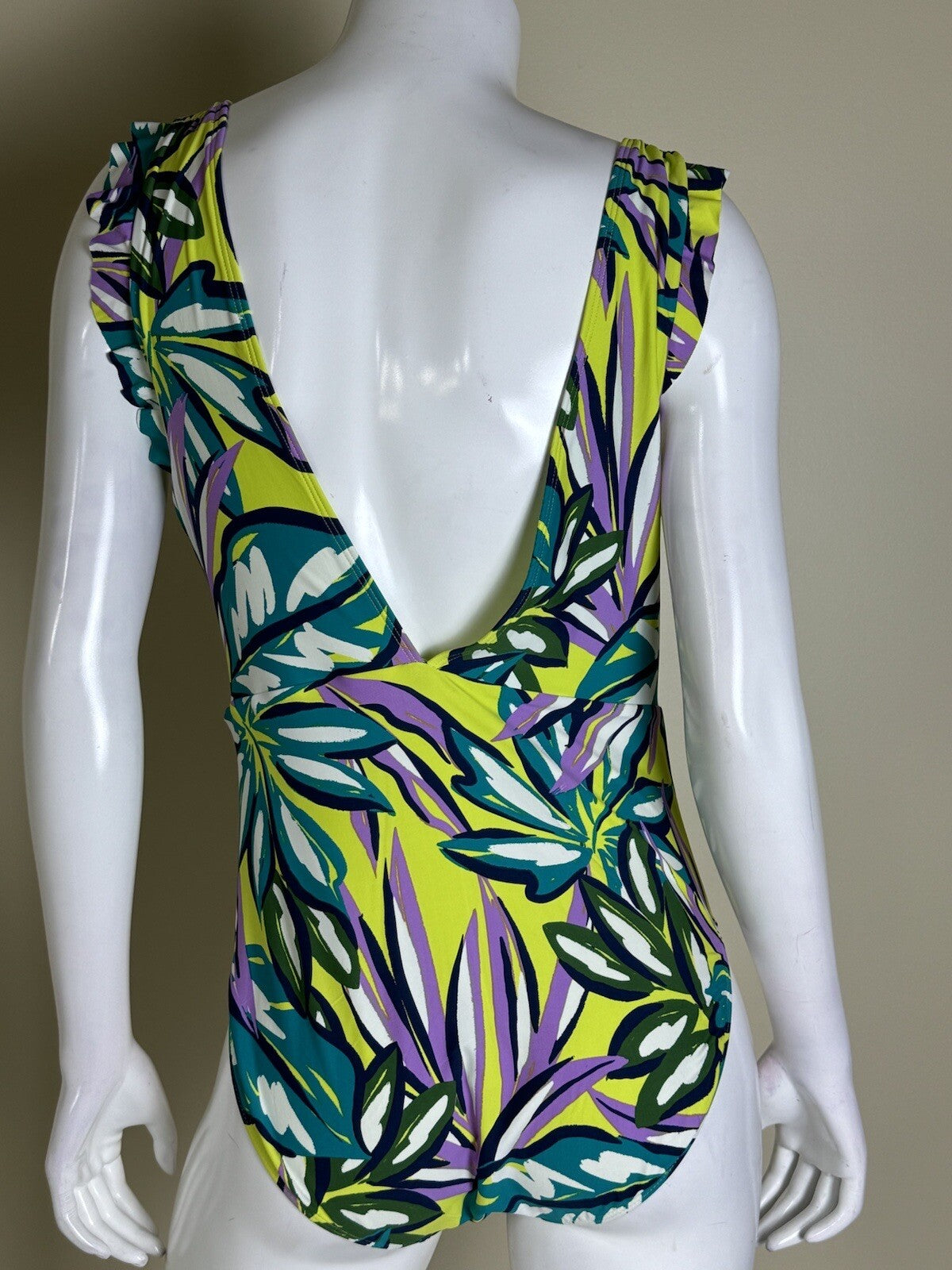 CATALINA MultiColor Ruffle Arm Deep V-Back One Piece Swimsuit Sz M. (51)