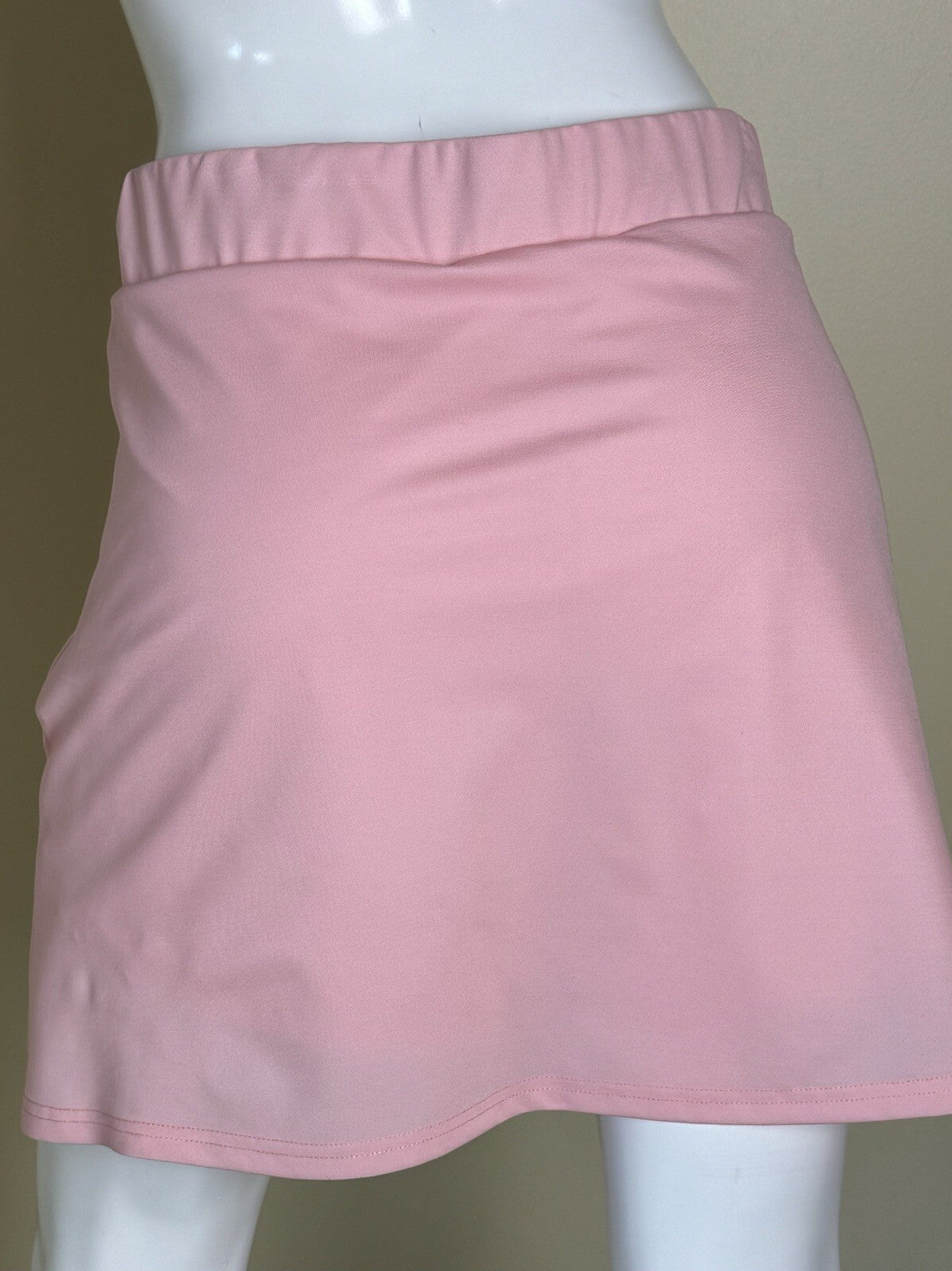 Smith & Quinn Athletic Skort Skirt Sz M. (B.75)