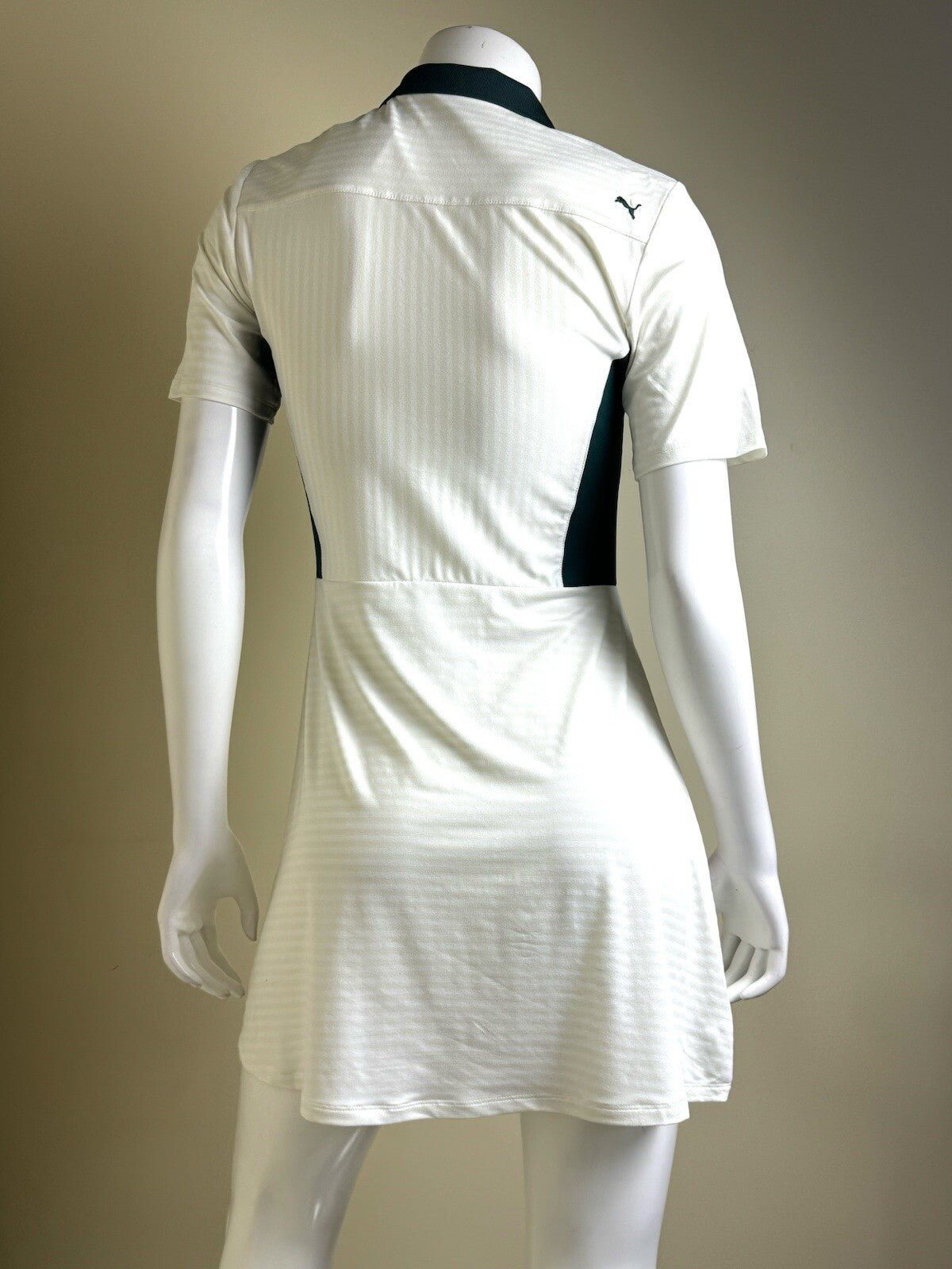 Puma Women’s Polo Dress w/ Shorts Sz S       (B.115/4)