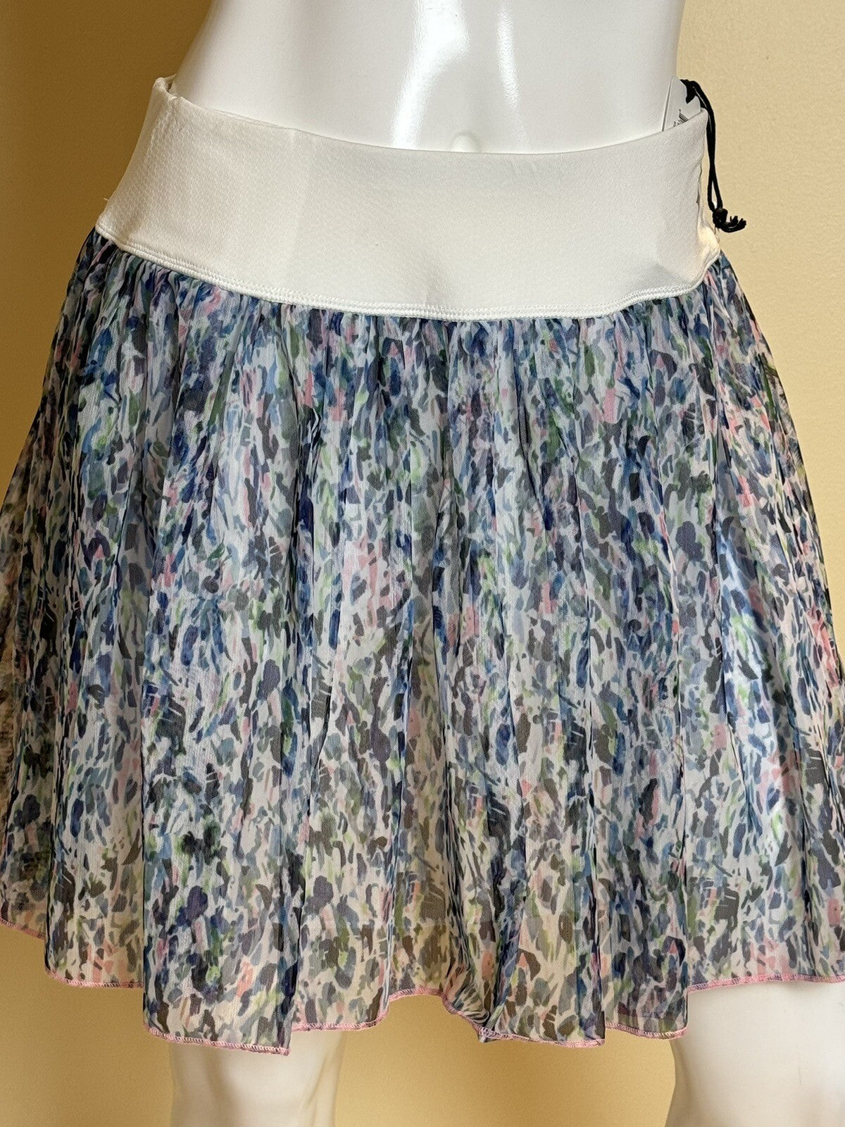 Jofit Women's Skort Skirt Golf Tennis Size S.    (77)