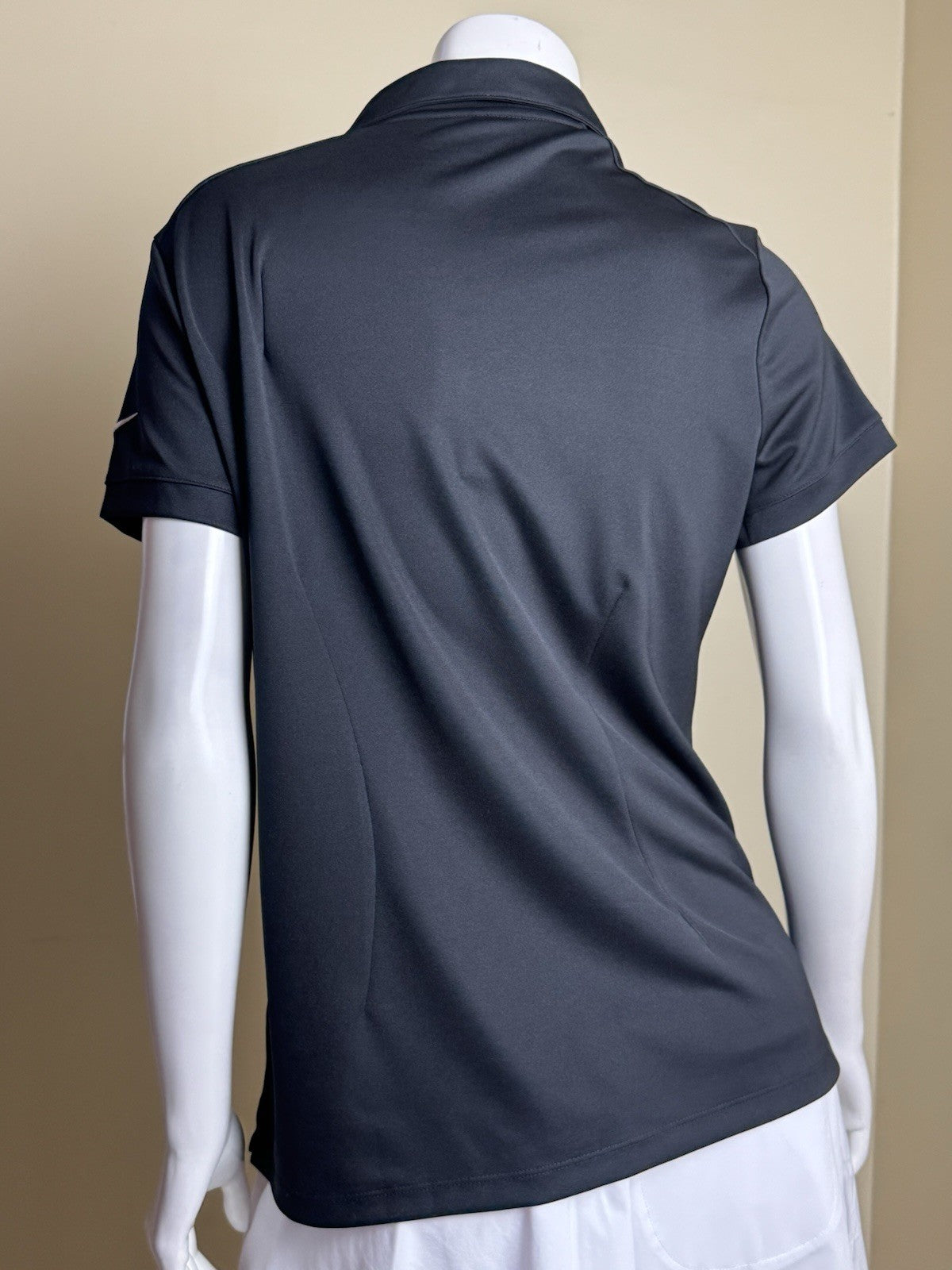 Nike Women’s Golf Shirt Sz XL       (B.188/5)