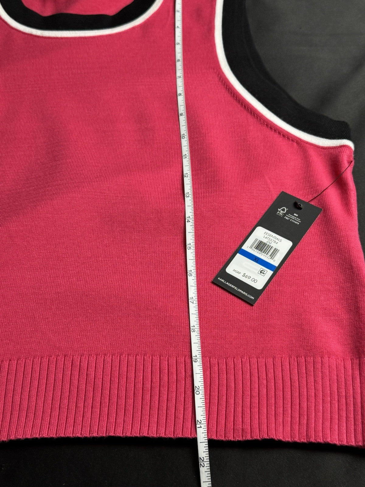 $69 Karl Lagerfeld Women’s Sweater vest Sz XL.      (B.150)