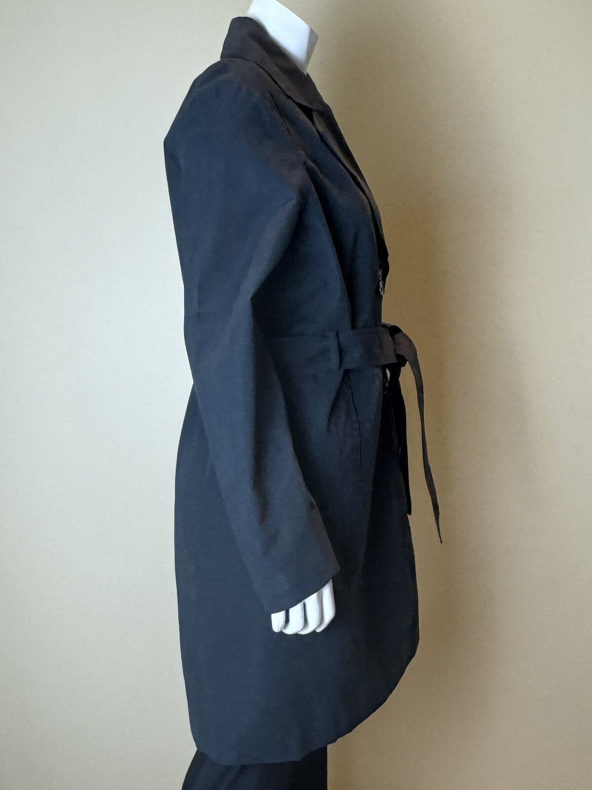 Amazon Essentials Women’s Pea Coat Navy Sz M. (57)