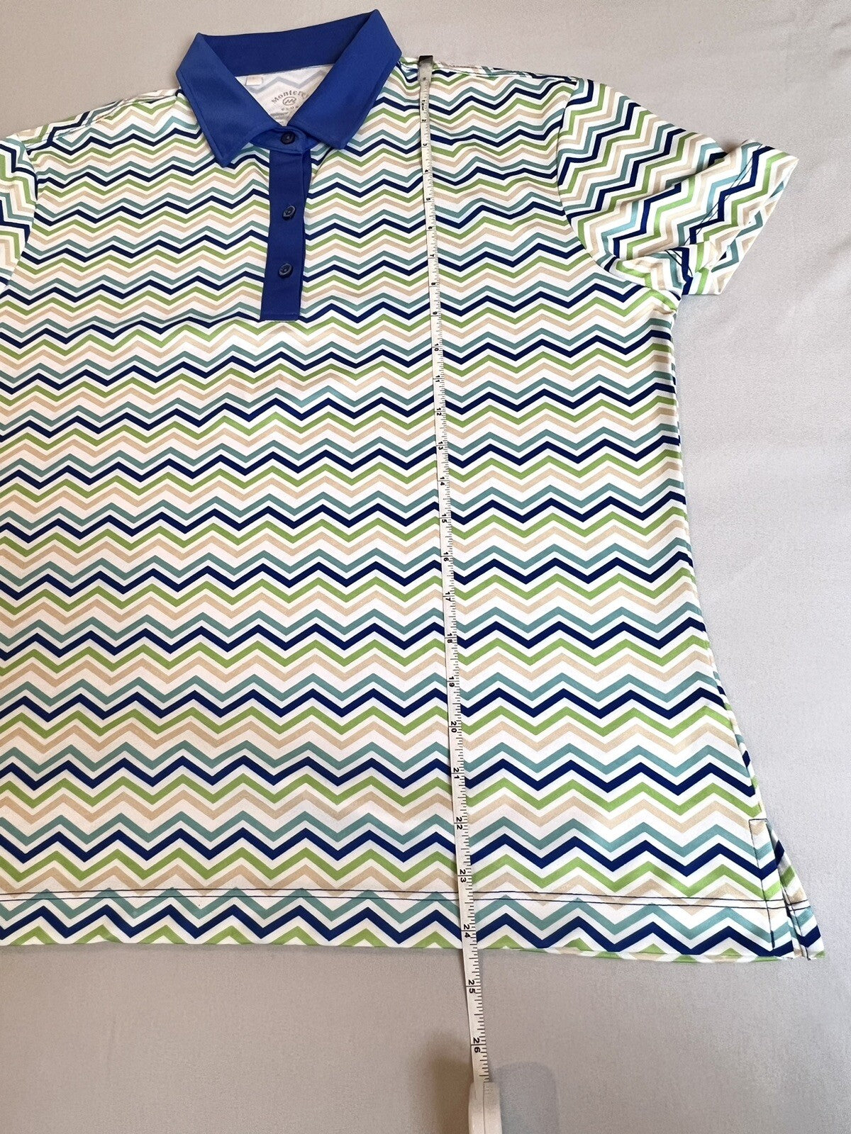 Monterey Club Women's Golf Shirt Short Sleeve Sz L.      (B.16/2)