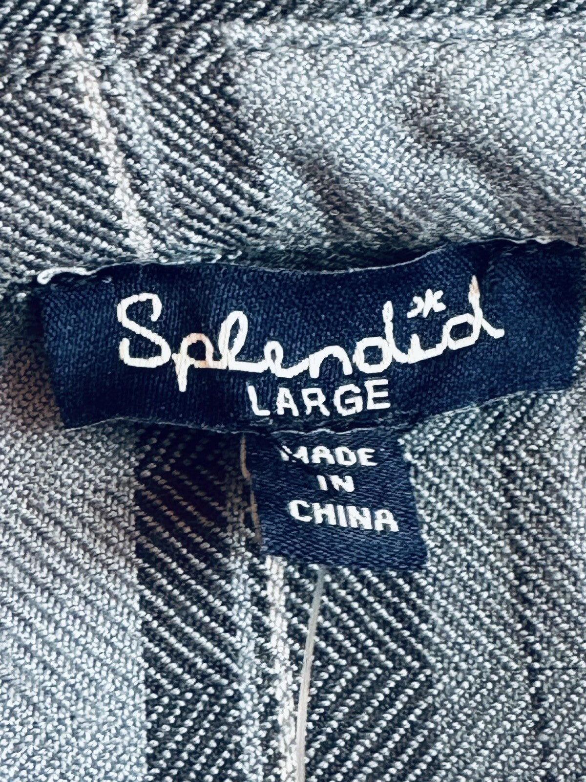 SPLENDID Women's Top Plaid Long-Sleeve Button Shirt Size L. (65)