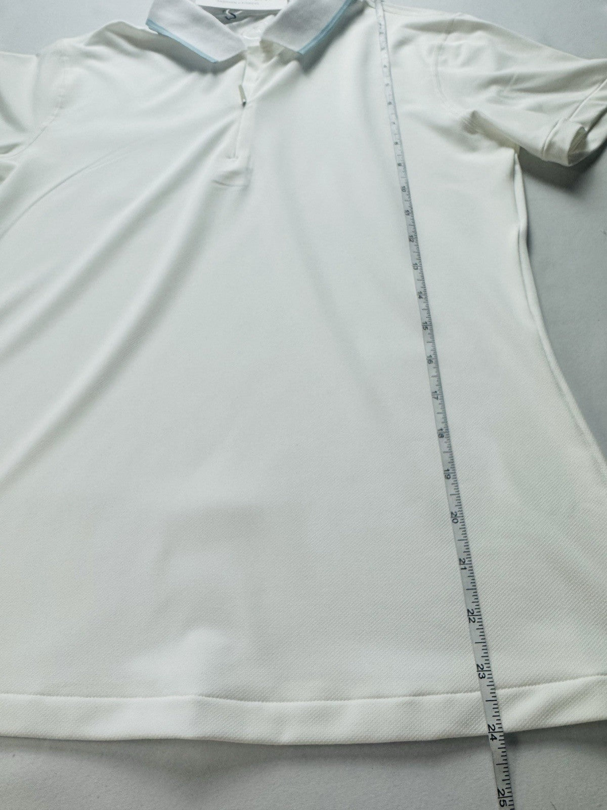 Addison Bay Women’s Golf/Tennis Shirt Sz M      (B.158)