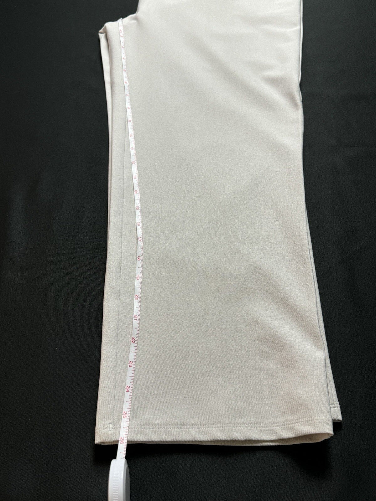 Adidas Women’s Golf Pants Beige Size XL. (B.81)