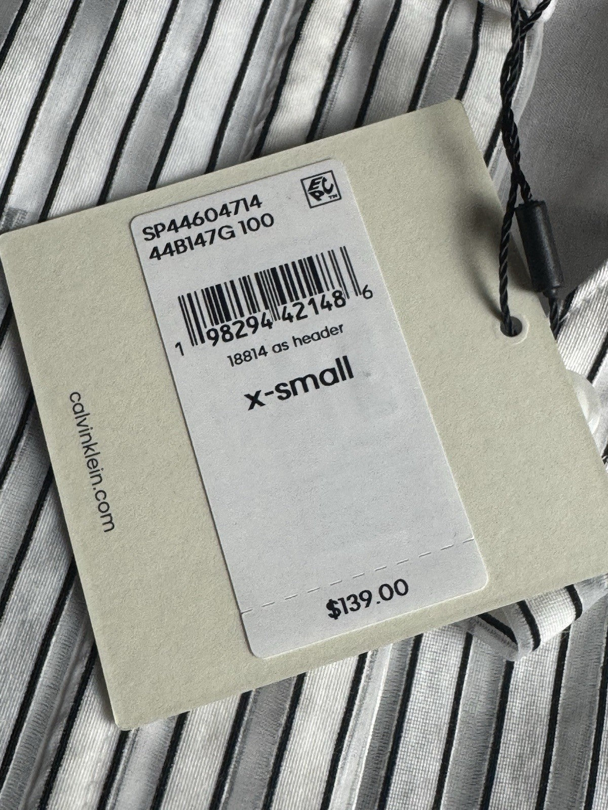 $139 CALVIN KLEIN Women’s Striped Shirt Size XS   (B.144)