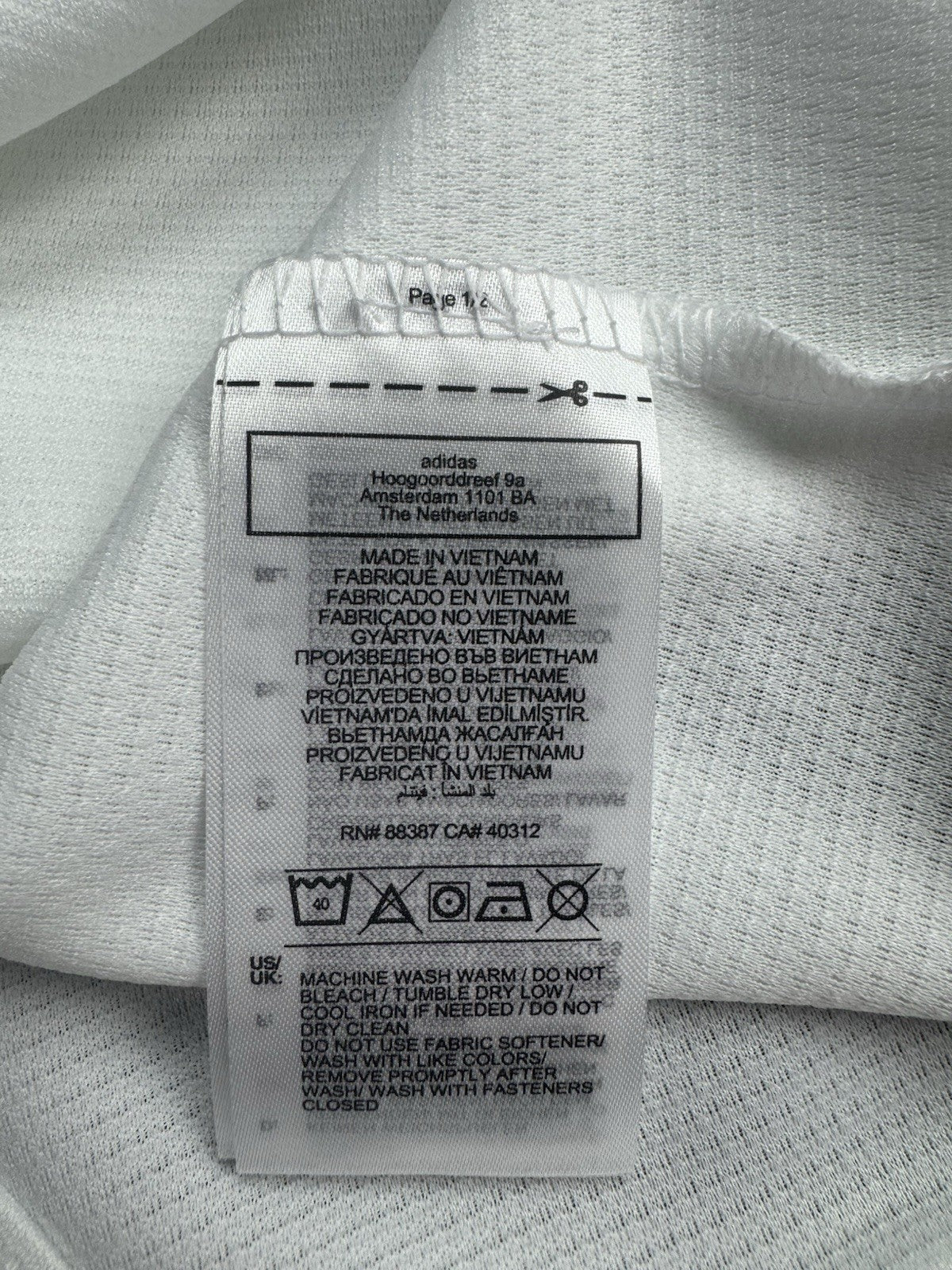 Adidas Women’s Golf Shirt Sz L    (B.170)