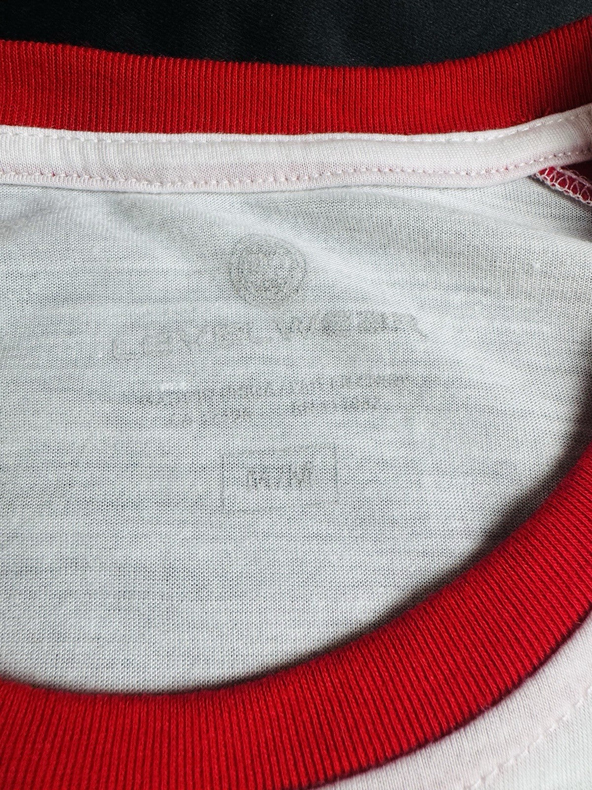 LeverWear Women's University of Georgia Logo Sweatshirt Sz M.   (B.032)
