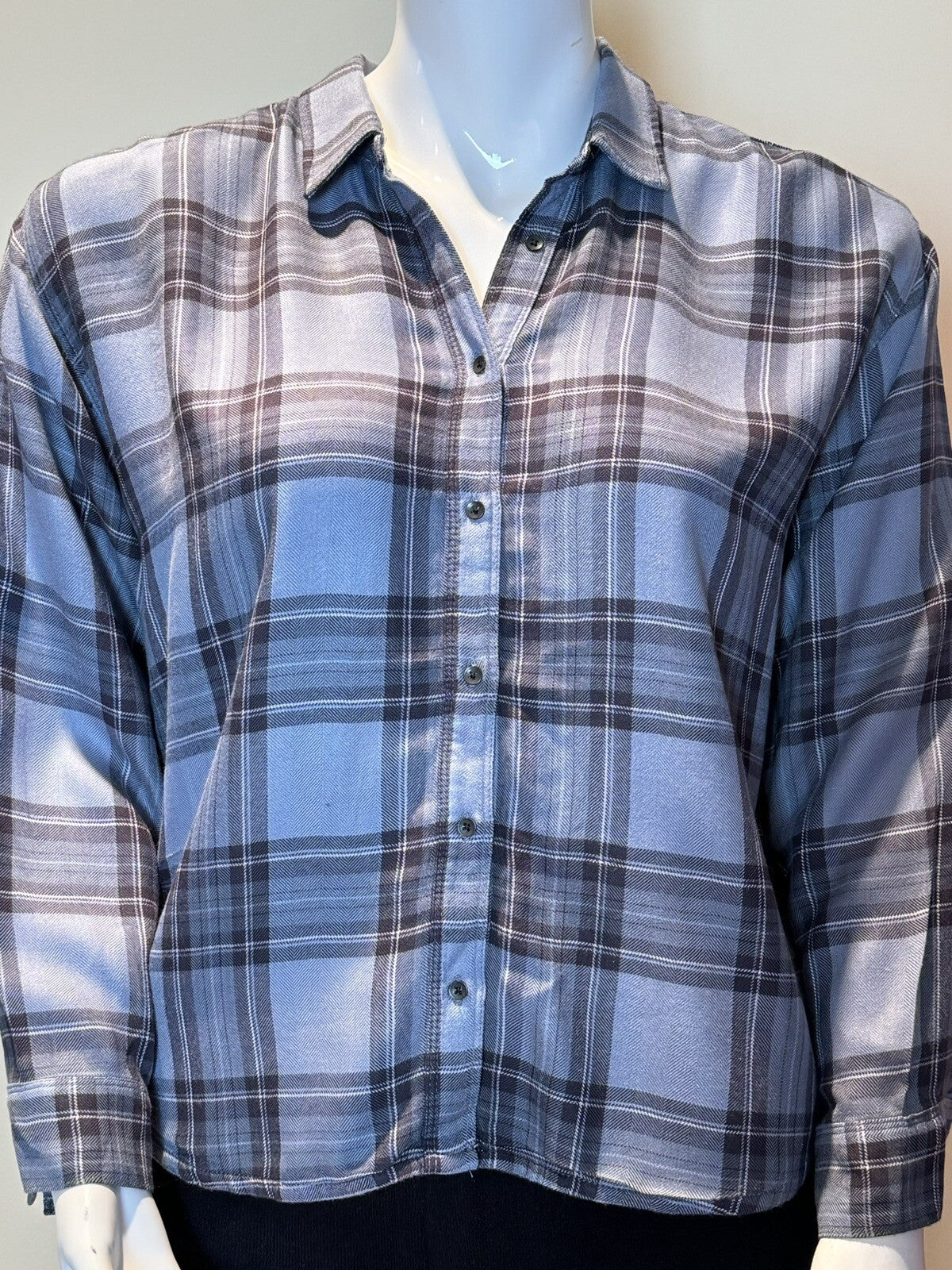 SPLENDID Women's Top Plaid Long-Sleeve Button Shirt Size L. (65)