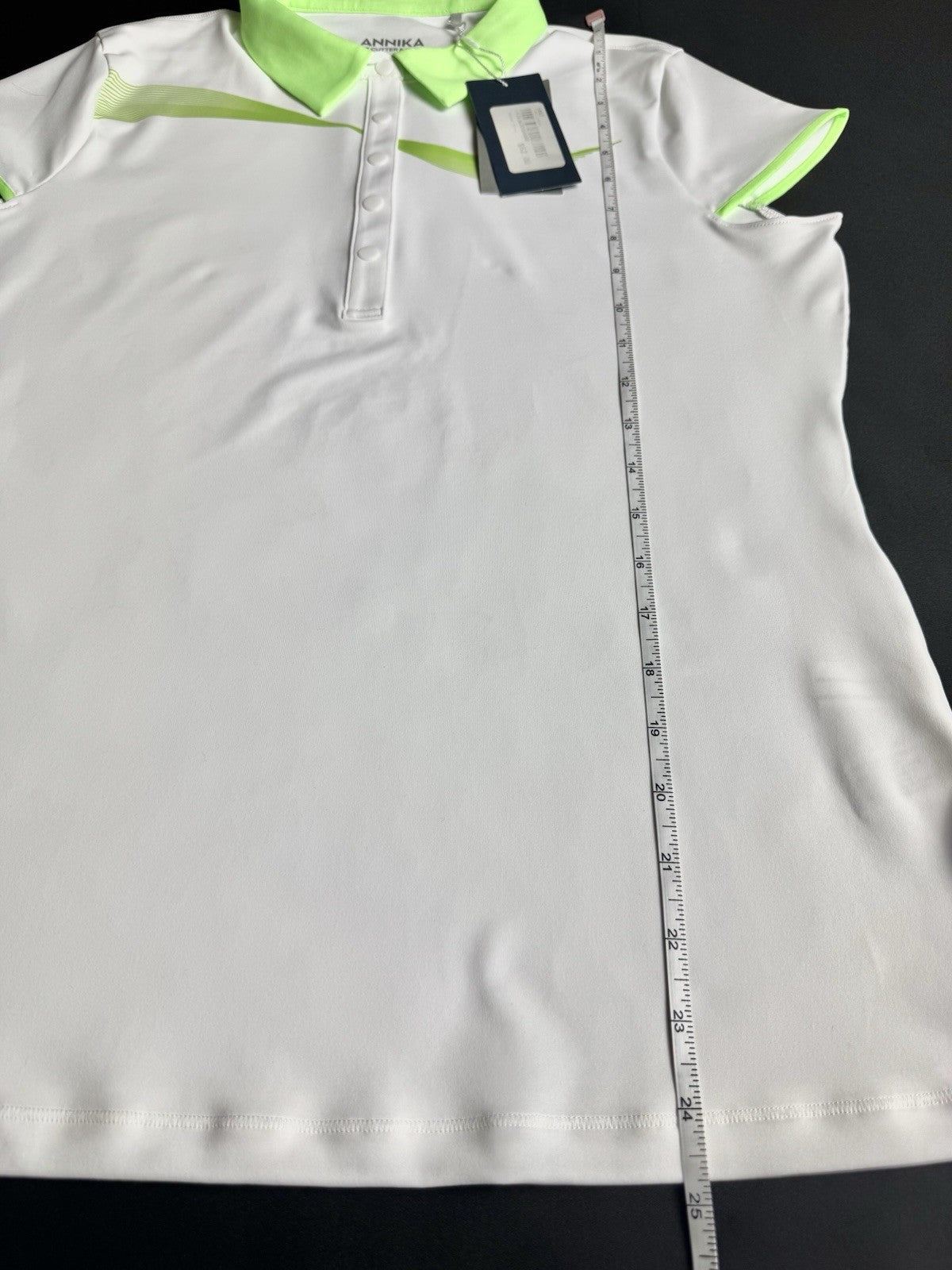 Annika Cutter and Buck Women’s Polo Shirt Size M      (B.172)