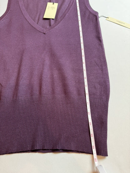 $230 Vertigo Paris Women’s Eggplant Color Top Size M      (B.68))