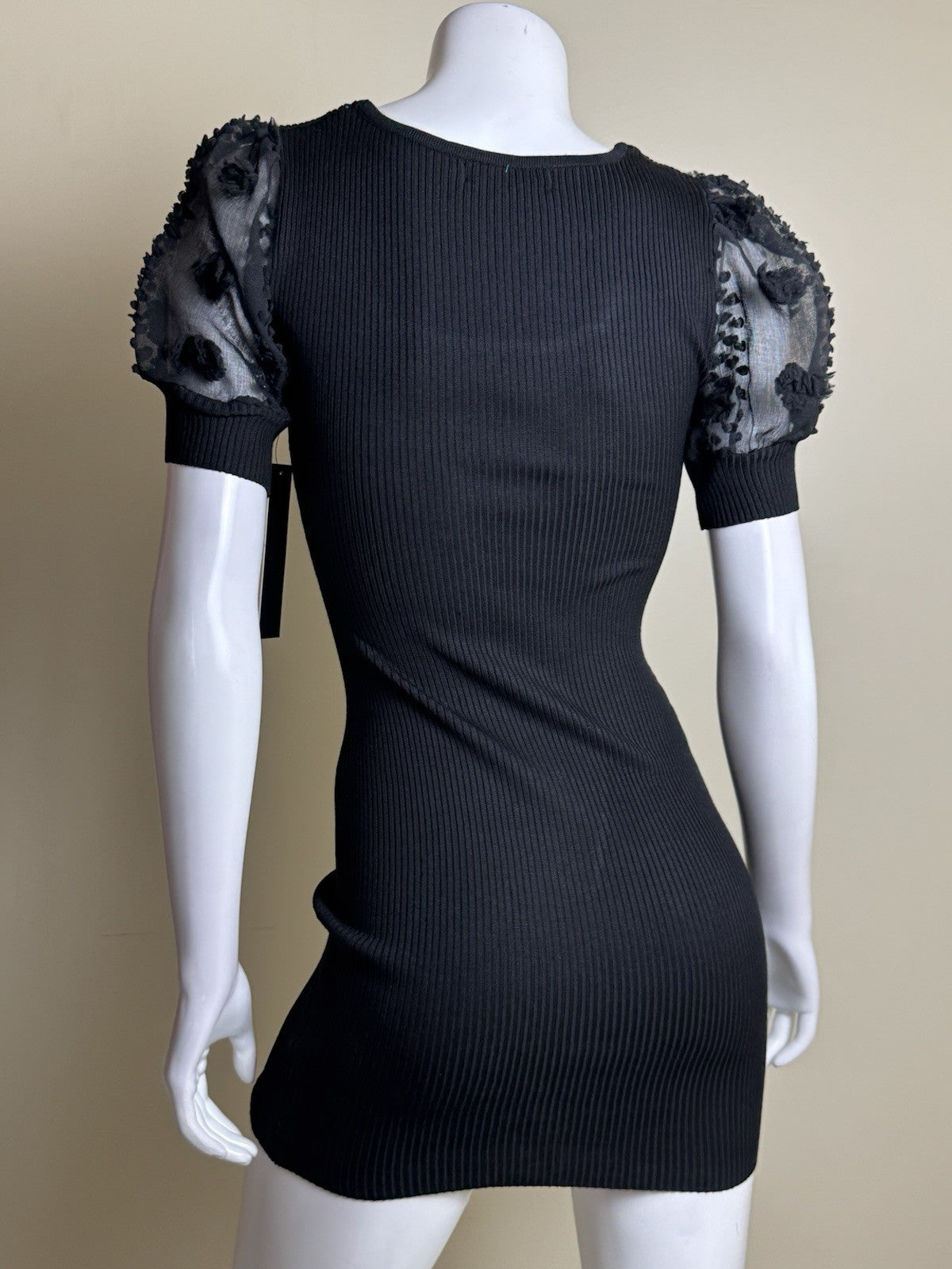 Almost Famous Women's Black Knit Dress Sz M        (B.183)