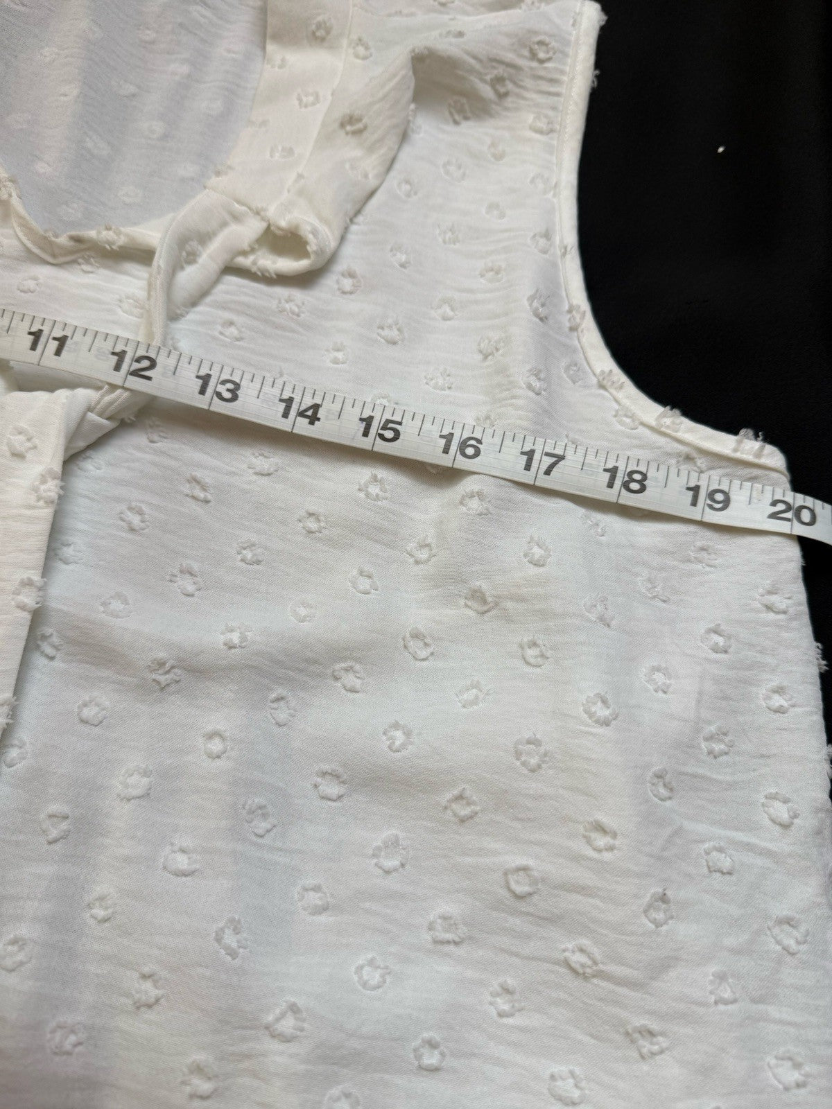 Cha Cha Vente Women's Blouse White Sz XL.  (B.167)