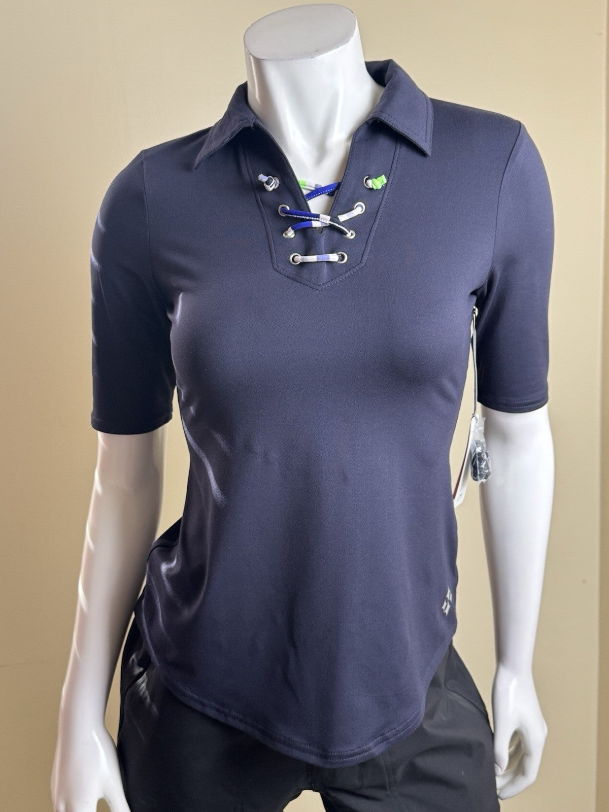 JOFIT WOMEN'S GOLF Lace Up SHIRT Sz 2XS        (B.184)