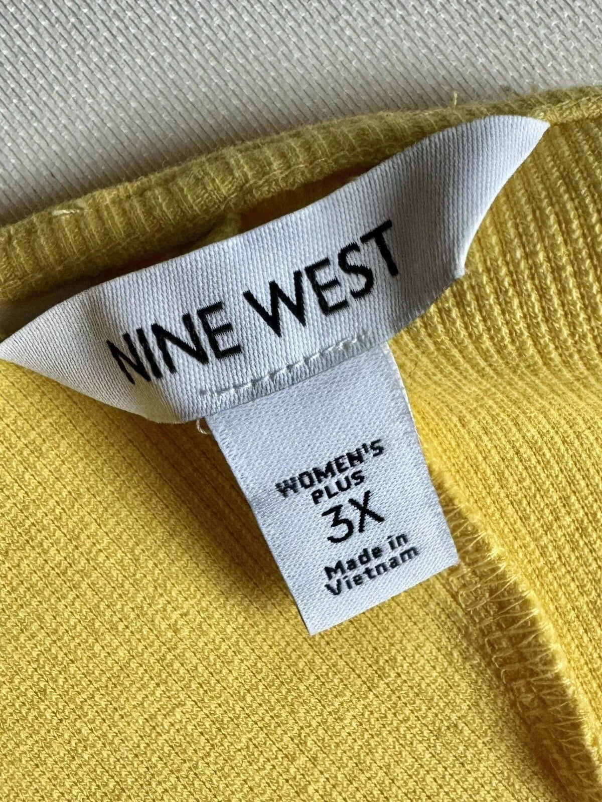 Nine West One Shoulder Yellow Dress Sz 3XL.  (B.51)