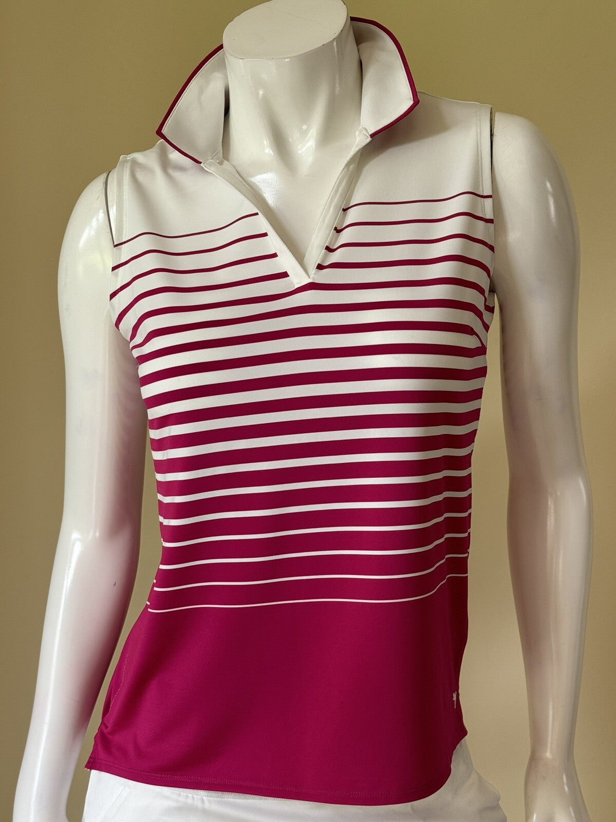 Puma Women’s Golf Shirt Sleeveless Sz S (B.48)