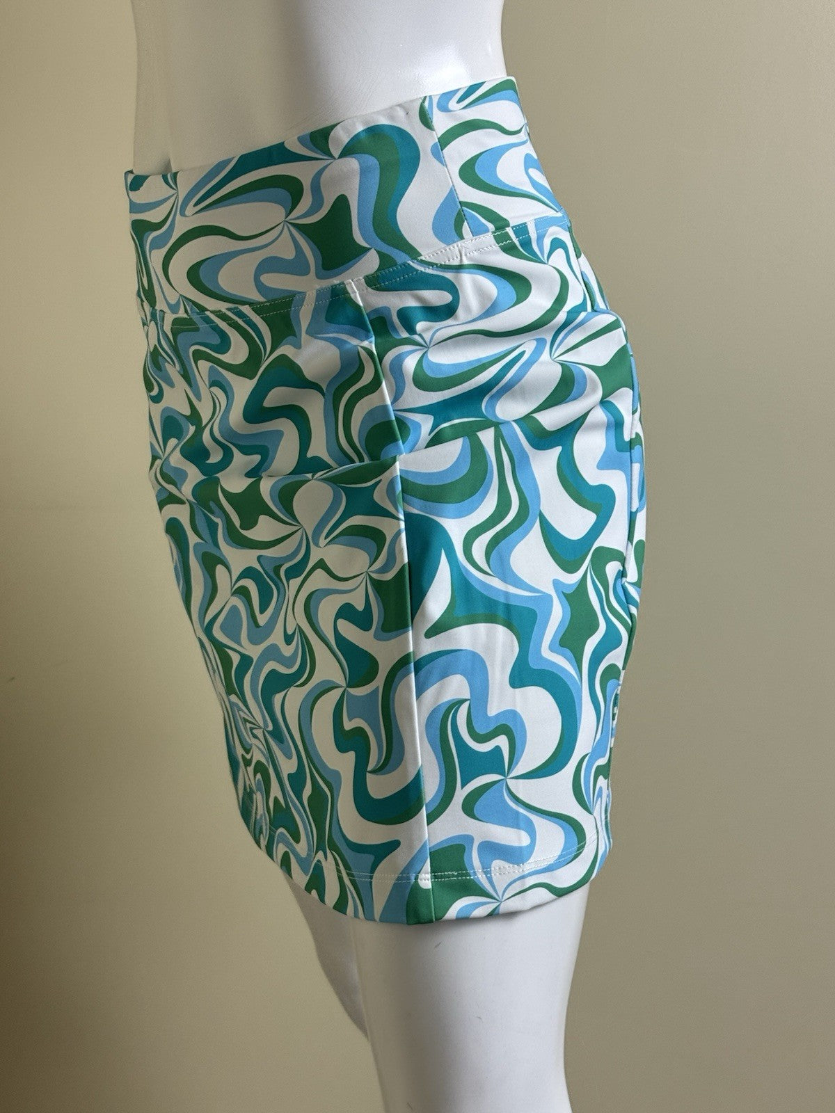 Addison Bay Women’s Skort Skirt Sz XS.  (B.158)